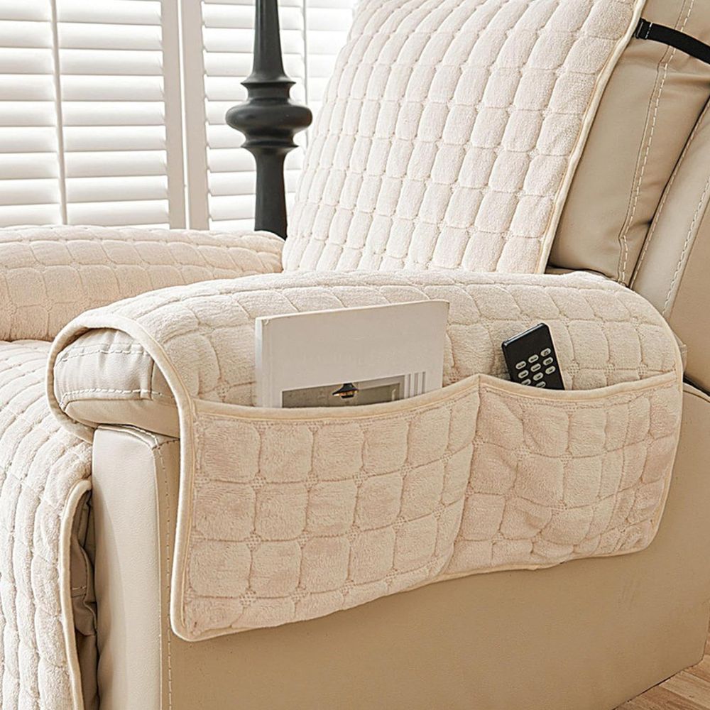 Skanto | Snug Grid Recliner Cover
