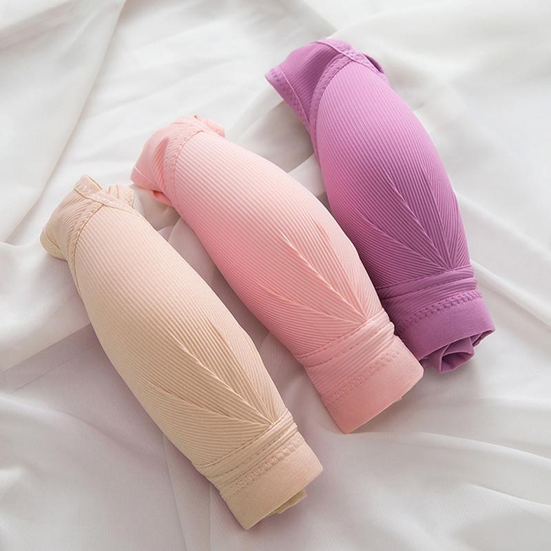 Skanto | Plus Size Front Closure Elastic Push Up Comfort Bra