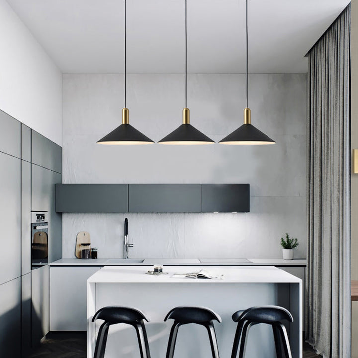 Skanto | Enkel Moderne Kegleformet LED Pendellampe