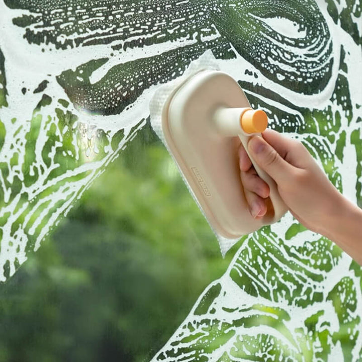 Skanto | MagicTouch – Håndfri overflate rengjøring for perfekte, beskyttede resultater