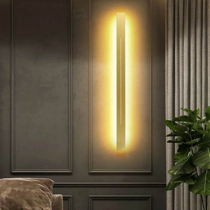 Skanto | LED Vegglampe | Modern Vertikal Sort Innendørs Sconce