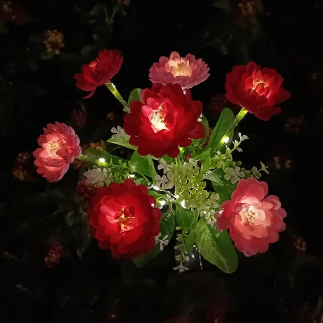 Skanto | Moderne utendørs sollys med 7 blomster