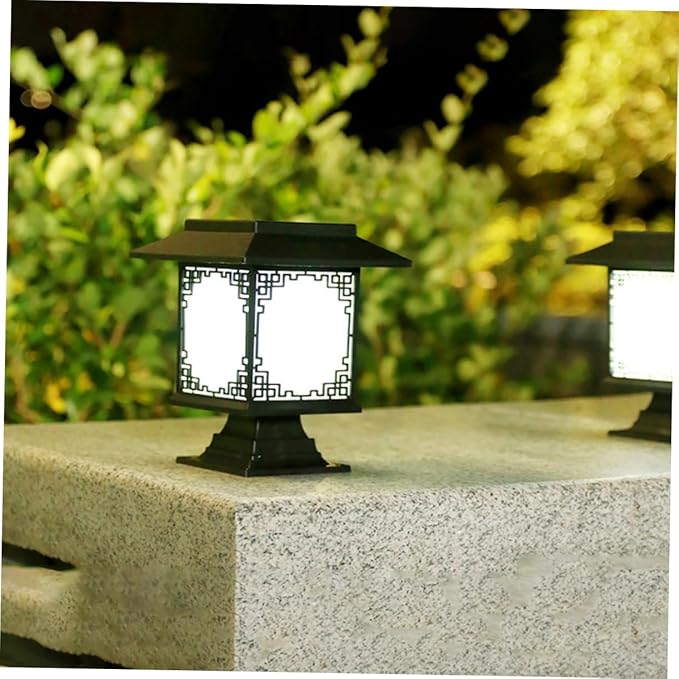 Skanto | Solar LED Hage Lampe – Stor Firkantet Lampe med Varmt Lys og Dobbelt Bruk