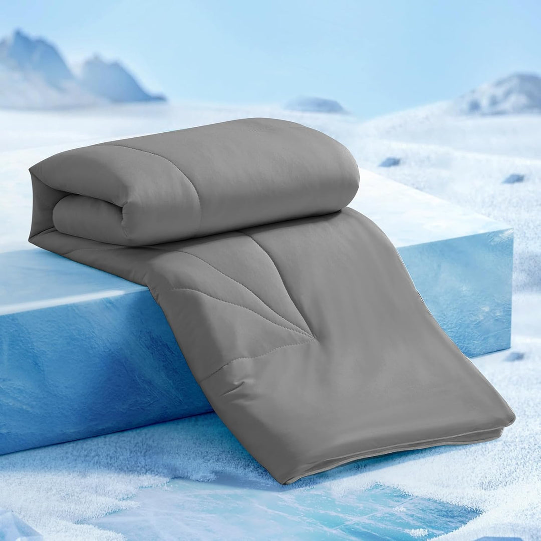 Ultra Soft Cloudy 3D Cooling Comforter  Extreme Q Max 0.5-Grå | Skanto