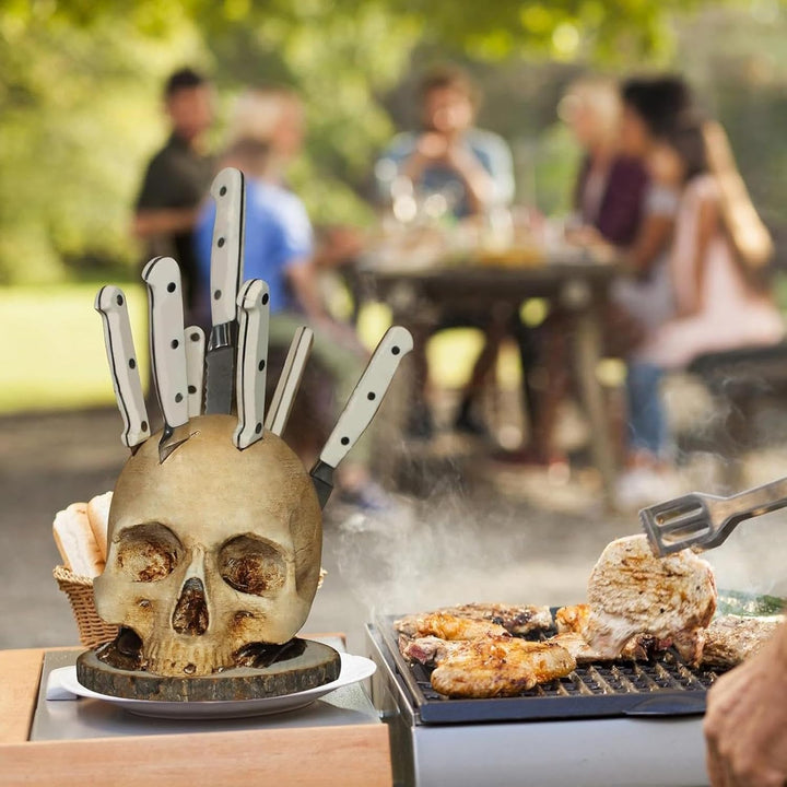 Skanto | Gothic Skull Knife Holder – Decorative Resin Kitchen Organizer