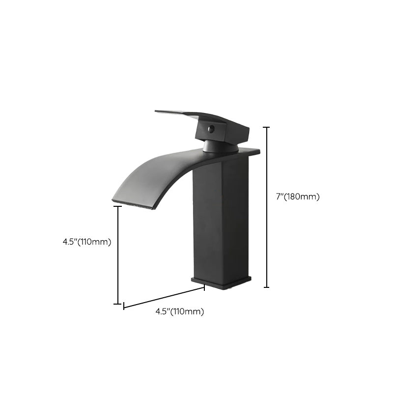 Skanto | Moderne vannfall tut baderom vask med LED messing baderom vask