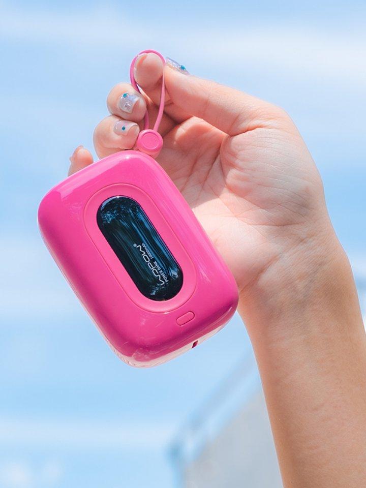 Skanto | 10000mAh Innebygd Dobbelt Kabel Power Bank