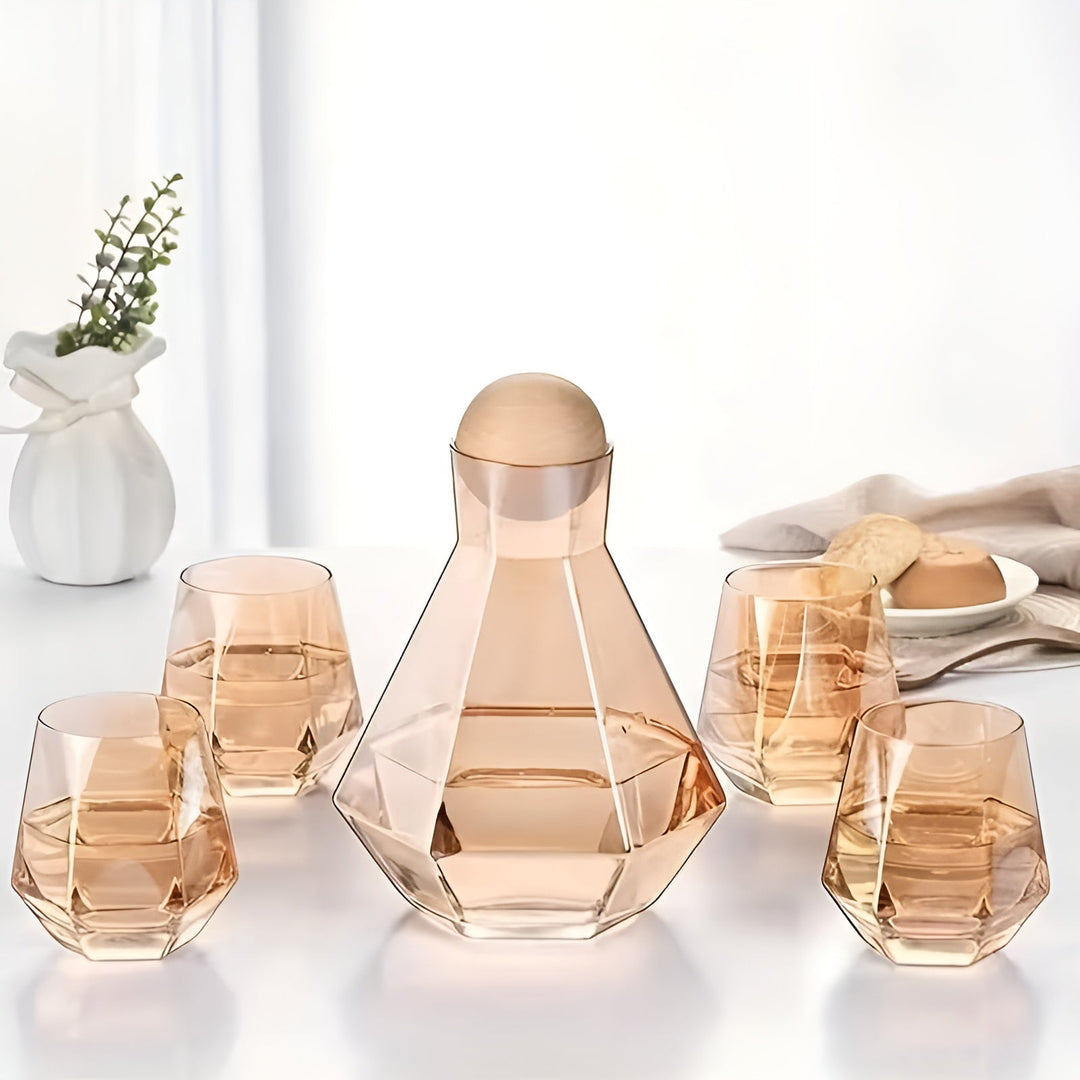 Diamant glass bilkarafels sett med 4 glass – moderne og dekorativ | 5-delt sett med lokk for vann, juice og vin | Skanto