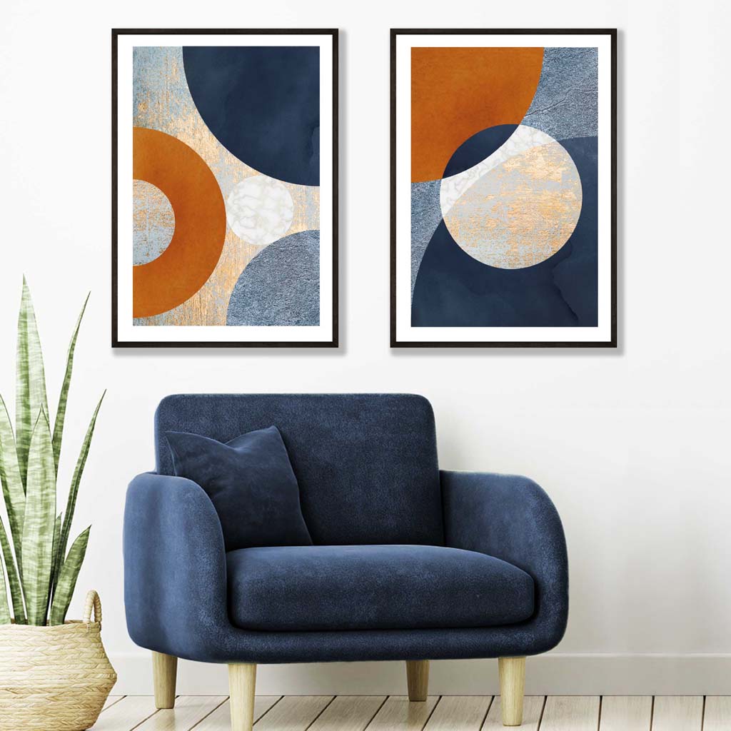 Sett med 2 kunsttrykk i blandede medier i blått og oransje