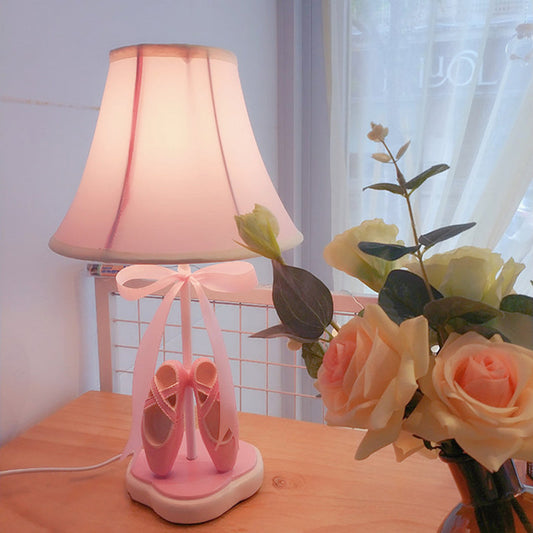 Norvo | Stoff Flare Nattbord Lys Barn Enkelt-Pære Rosa Bordlampe med Bånd og Ballettsko Ornament