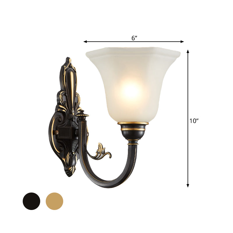 Bøyd arm korridor vegglampe tradisjonell metall 1/2-hode messing/svart og gull vegglys med bredet frostet glasskjerm | Skanto