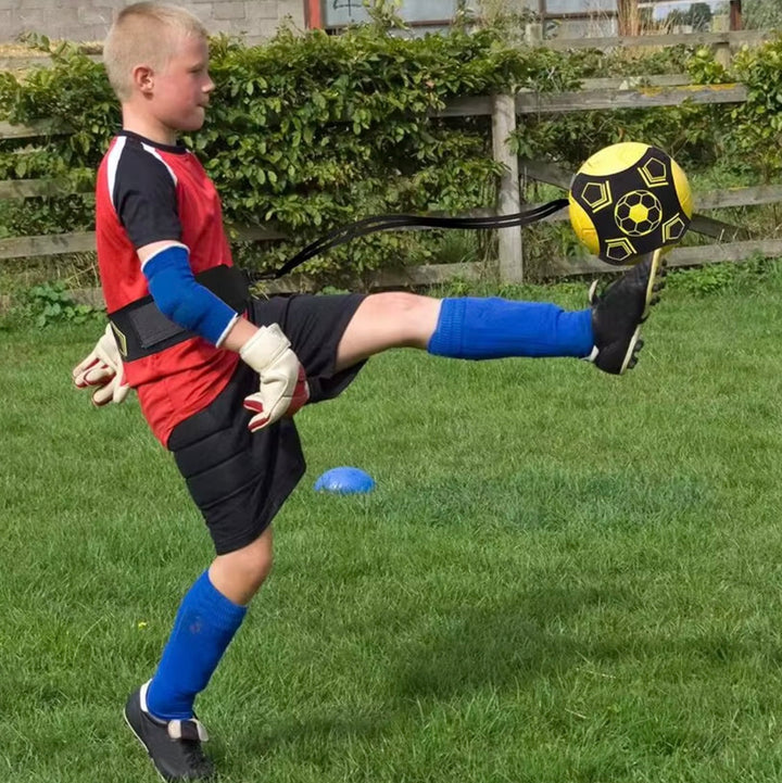 Uavhengig fotballtrening system for hjem Skanto