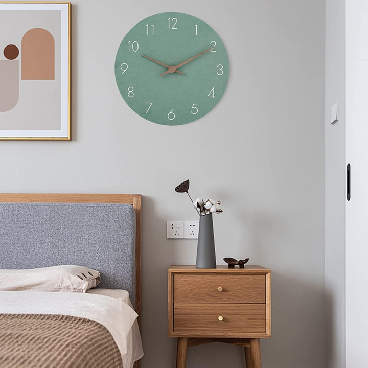 Skanto | Stor Treveggklokke – Minimalistisk Design med Stille Bevegelse