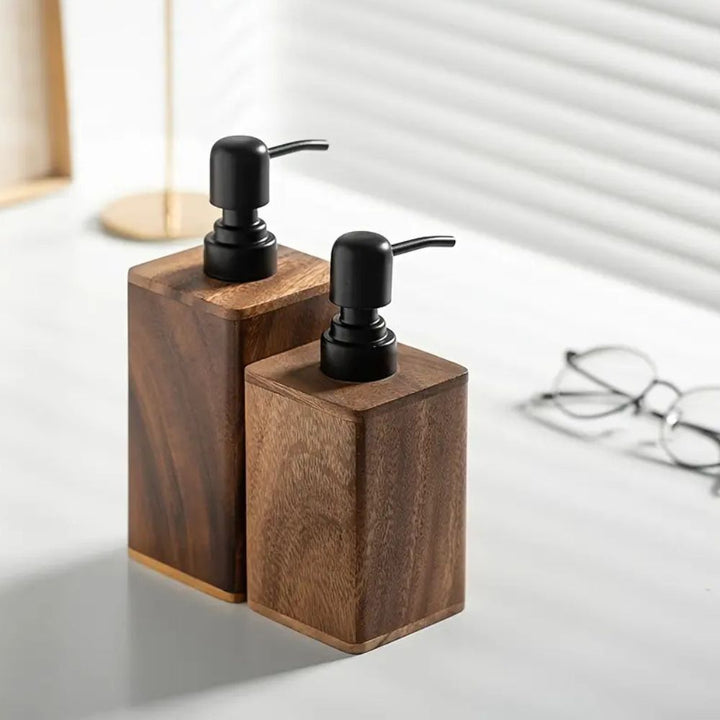 Skanto | Valnøtt Aura Lotion & Såpe Dispenser