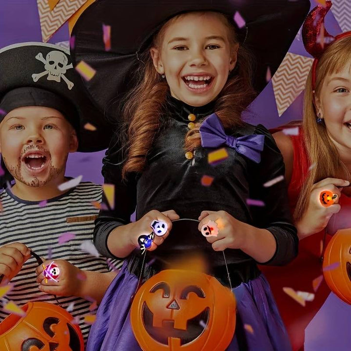 Skanto | Lysende Halloween Ringer & Brosjer