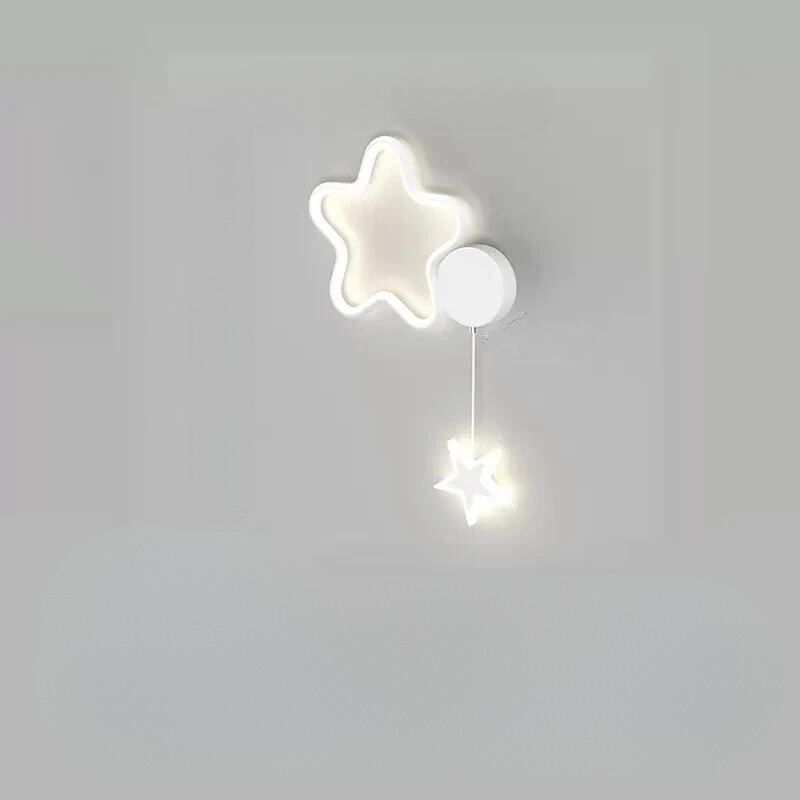LumiDroom - Magisk Vegglampe med Stjerner og Måne Skanto