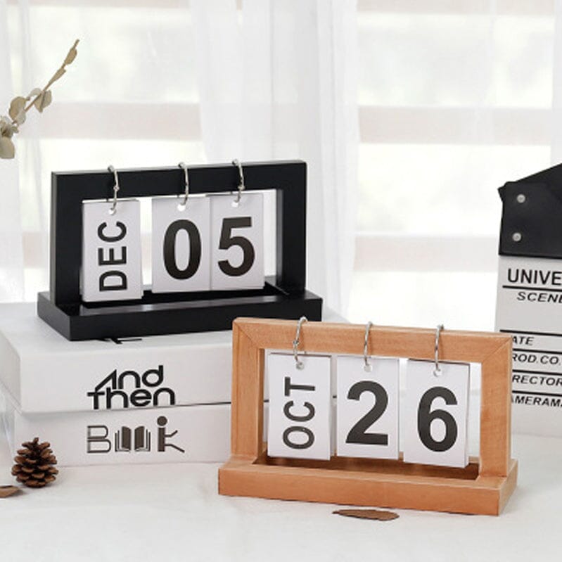Dutch Teak Wood Skrivebordskalender | Skanto