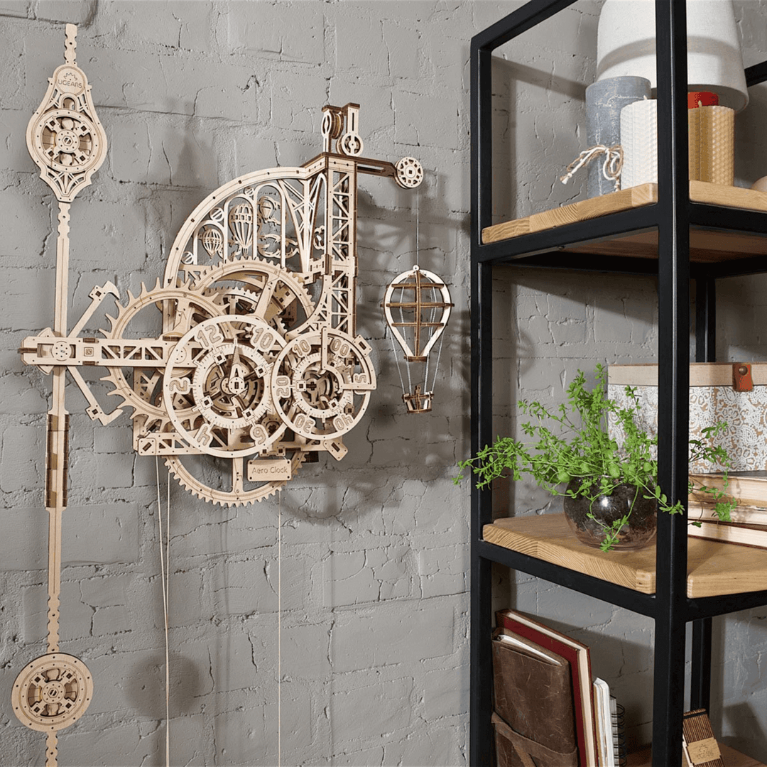 Aero Veggklokke med Pendulum Skanto