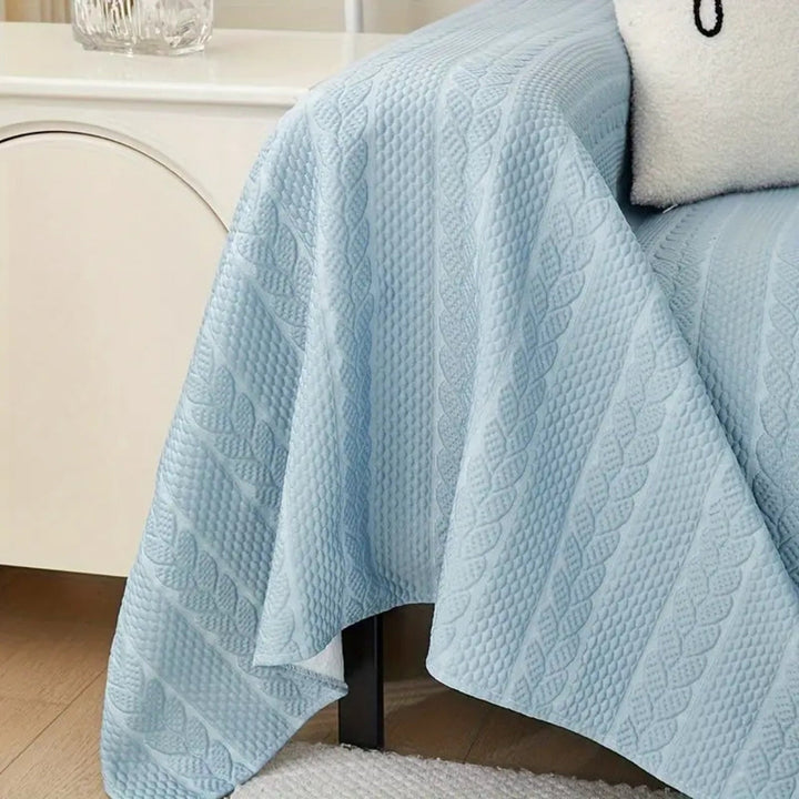 Skanto | Tranquil Plush Leaf Sofa Cover