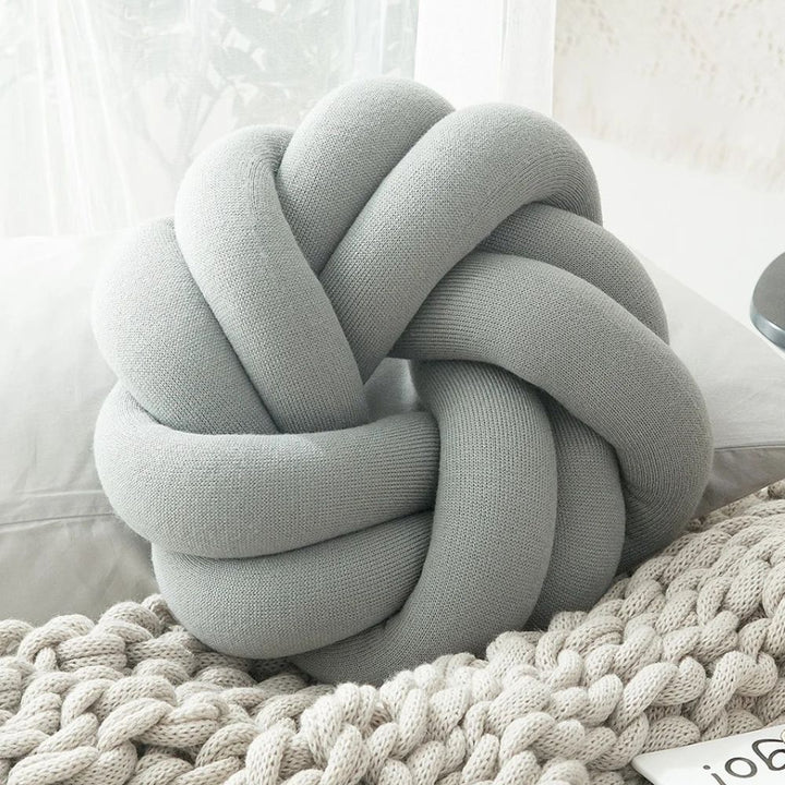 Skanto | Puffy Pretzel Cushion