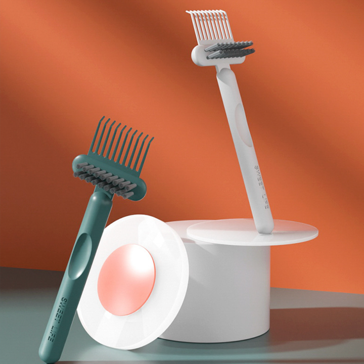 Comb Cleaning Brush | Skanto