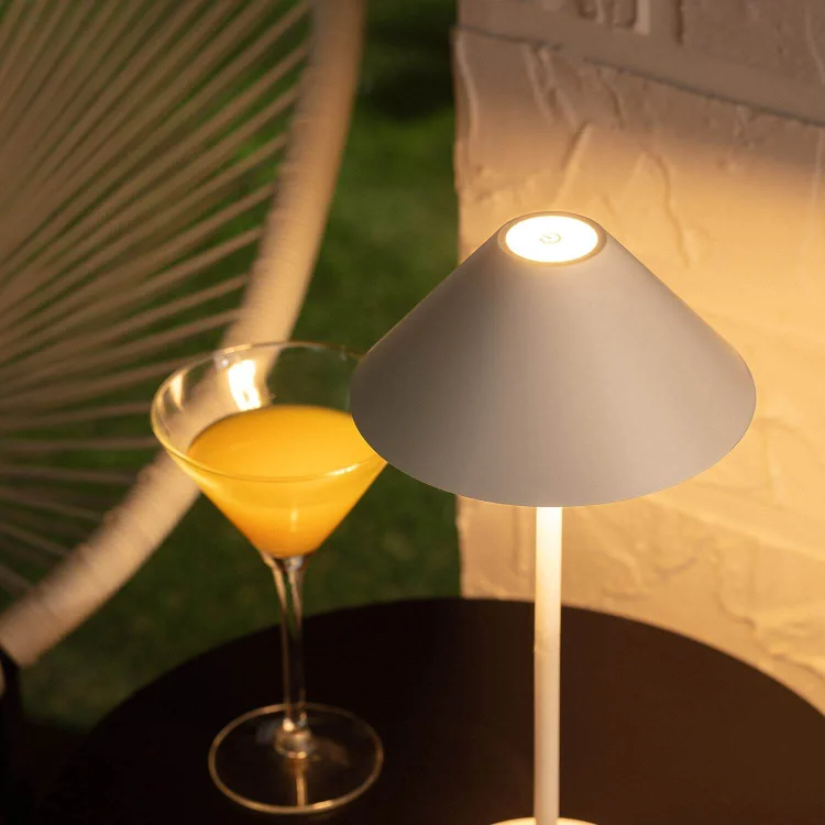 Skanto | Serenity Kegel Lampe