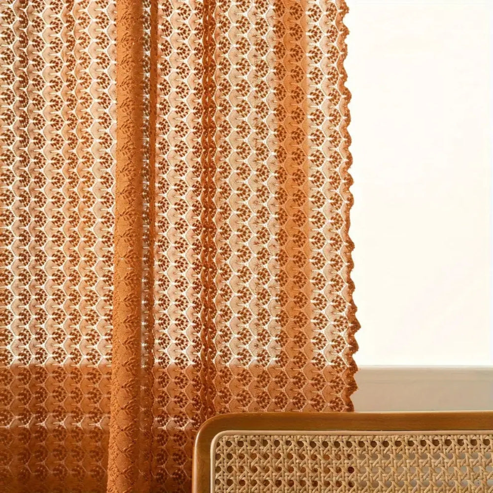Skanto | Amber Glow Boho Crocheted Gardinpanel