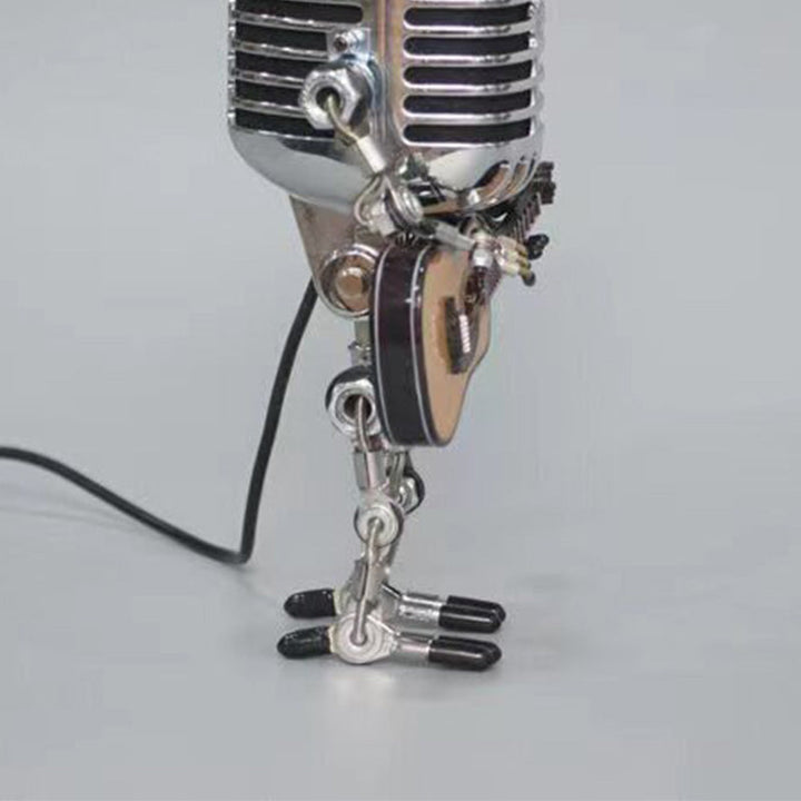Skanto | Retro Mikrofon Robot