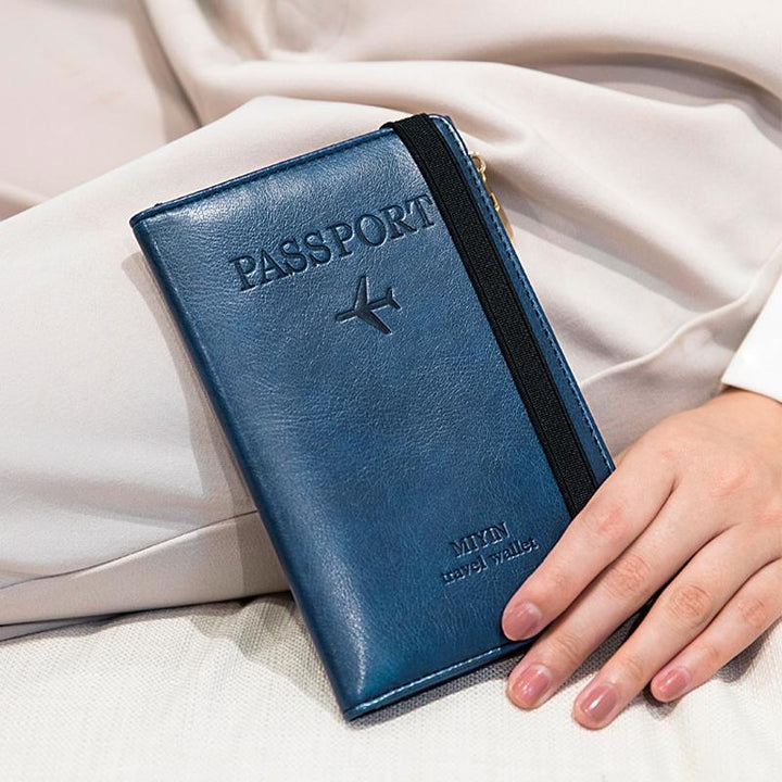 Men's Leather Passport Wallet with RFID Blocking | Skanto