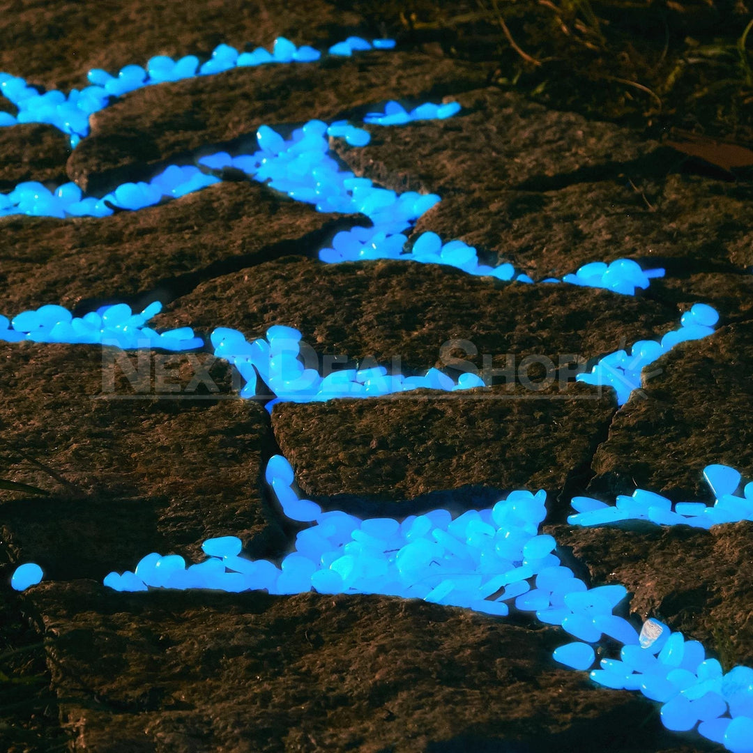 Skanto | Glow-in-the-dark garden stones
