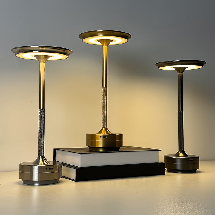 LumiTaf – Moderne LED Bordlampe med USB Skanto