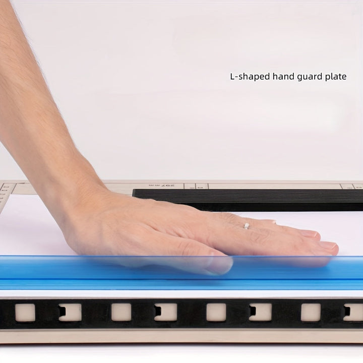Skanto | Manuell Pappersk cutter A4 – Presis og Robust