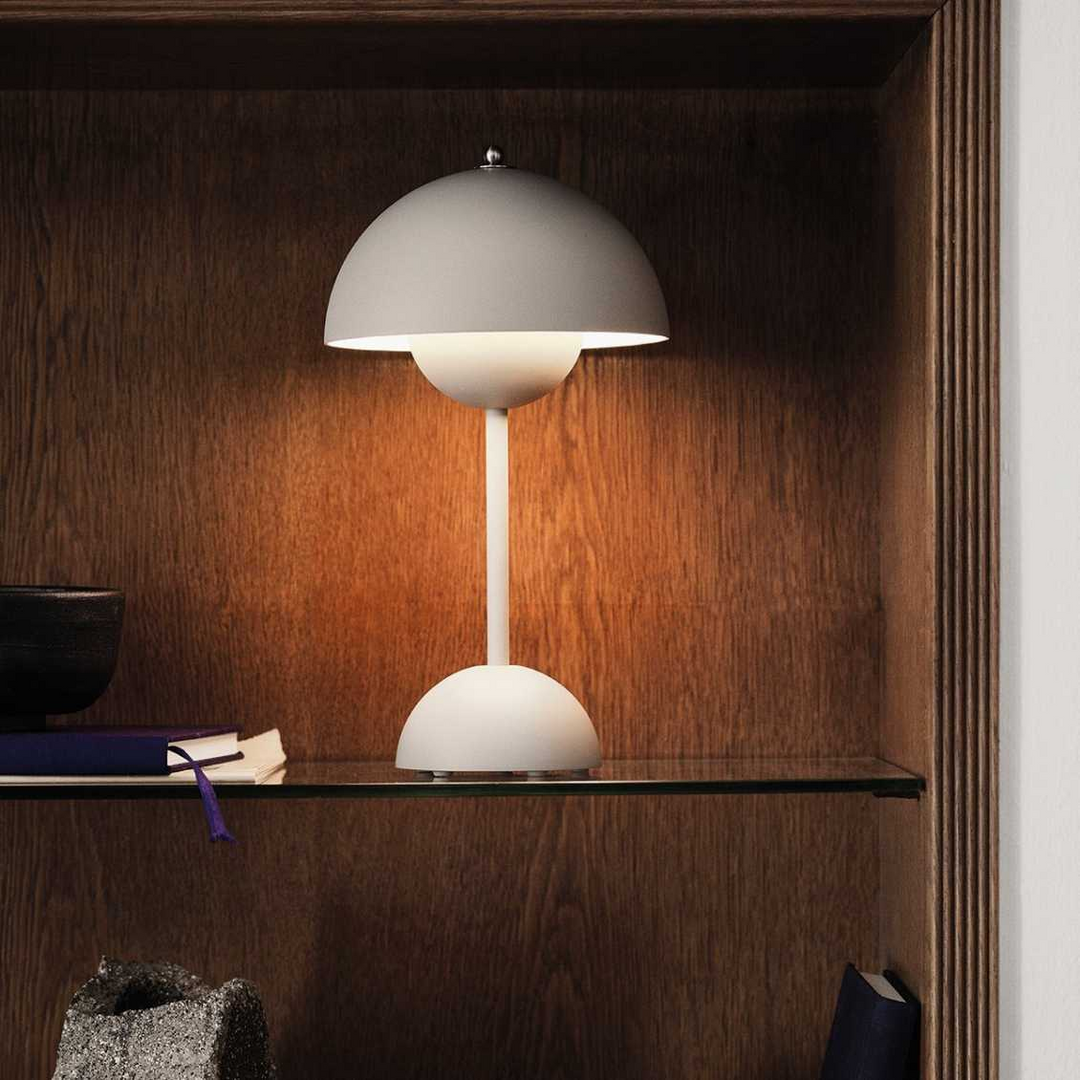 Skanto | SolarFlare LED-bordlampe – Dimmbar stemningslys for stue og soverom | Moderne og energibesparende
