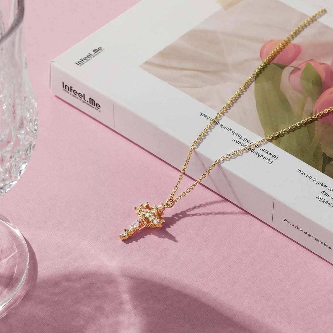 Skanto | Elegant 18K Gull Kubisk Zirkonia Kors Kjede