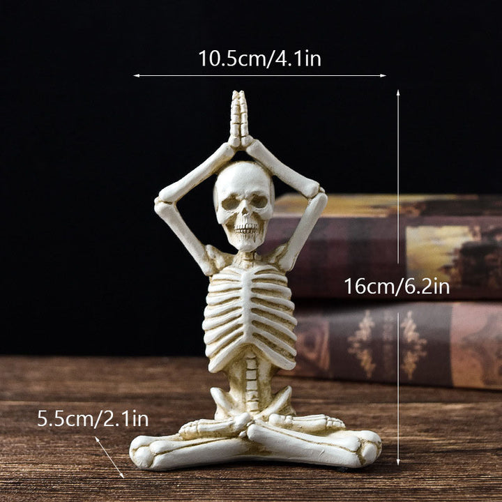 Skanto | Halloween Figurfigur – Harpiks Ornament i Vintage Hvit eller Svart