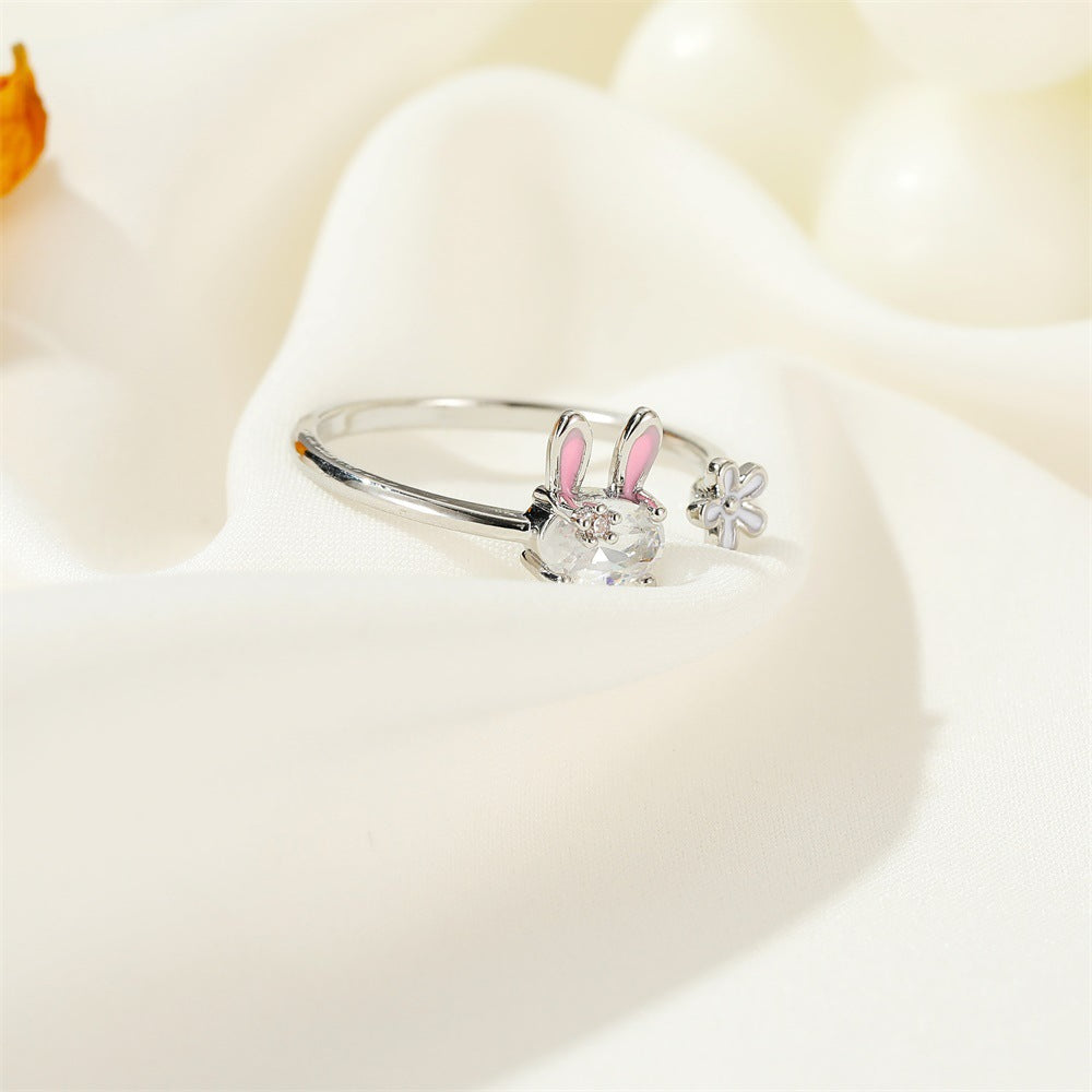 Skanto | Magic Radiant Rabbit Charm Ring