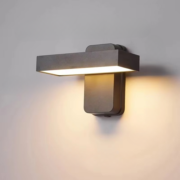 Skanto | Justerbar PIR Bevegelsessensor Utendørs Vegglampe - IP65 Vanntett, Ideell for Utvendig Inngang og Veranda