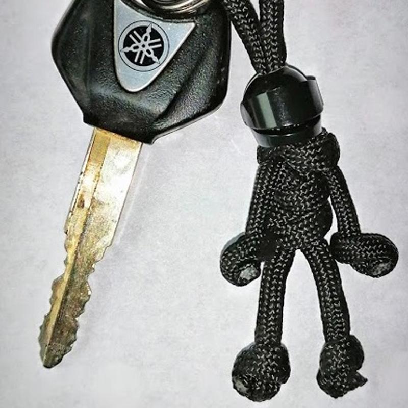 Skanto | Flettet Tau Paracord Buddy Nøkkelring