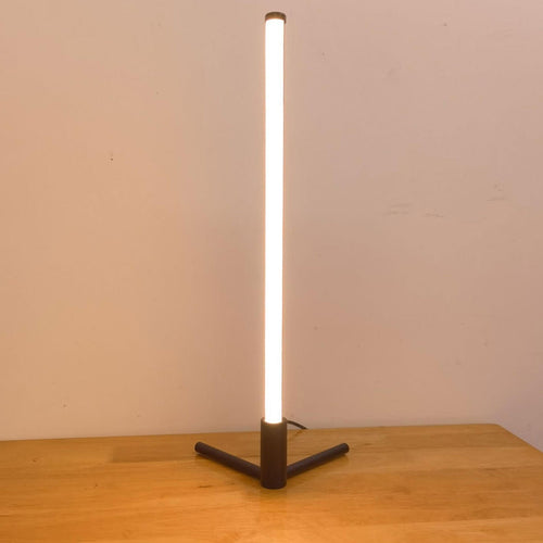 Skanto | Luminix Bar LED Bordlampe | Minimalistisk Design | Nattlampe & Ambiente Belysning | Moderne & Dekorativ