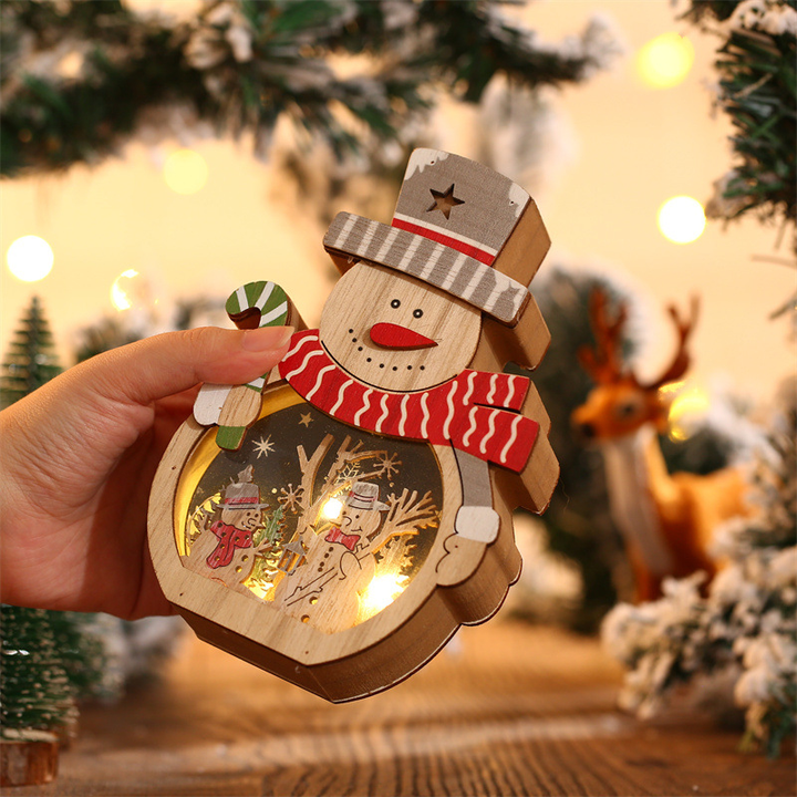 Skanto | LED julekuler i tre med belysning