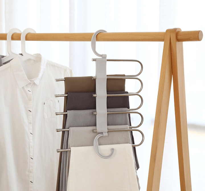 Plassbesparende multifunksjons bukseoppheng klærhengere | Skanto