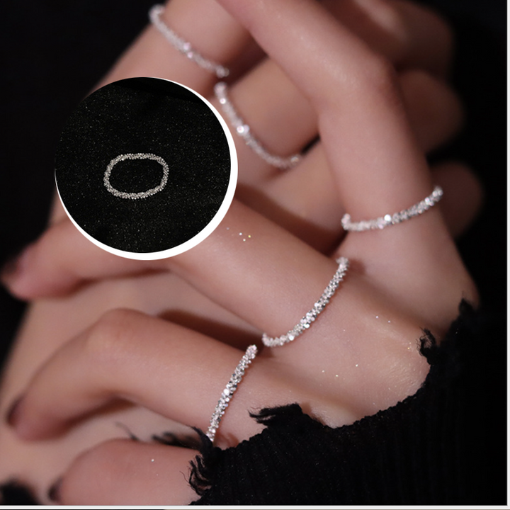 Skanto | Enkel tynn glitterring
