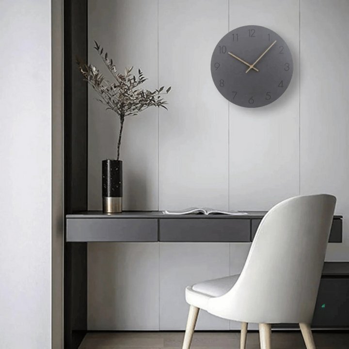 Skanto | Treveggklokke med minimalistisk stil og eleganse