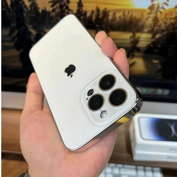 Skanto | Galvanisert Mat Akryl Herdet Glass iPhone Deksel