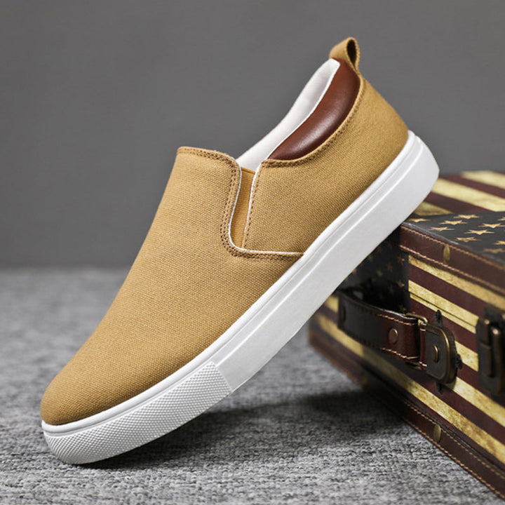 Skanto | Slip-On Sko laget av lerret for menn