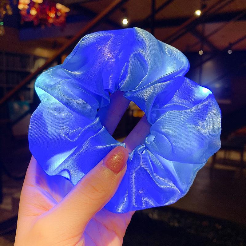 Skanto | LED Scrunchy Hårstrikker