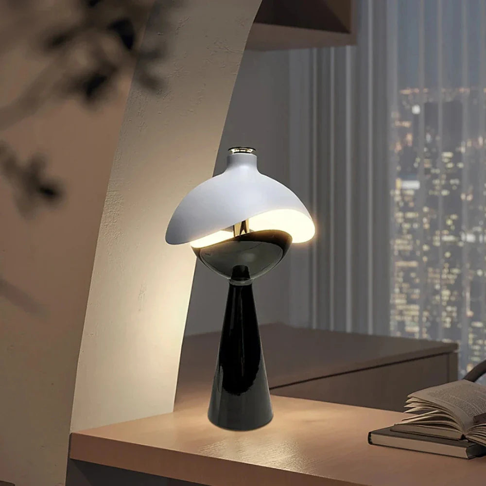 Skanto | LumiDome Skulpturert Bordlampe
