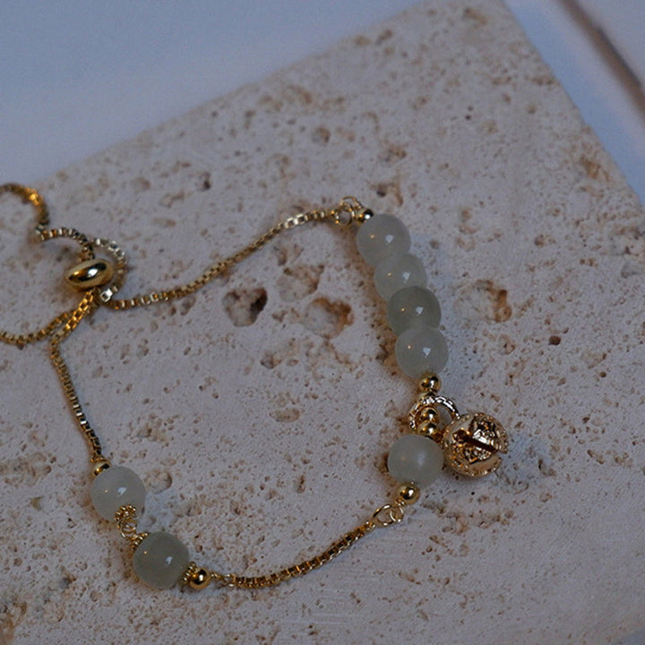 Skanto | Elegant Hetian Jade Bracelet