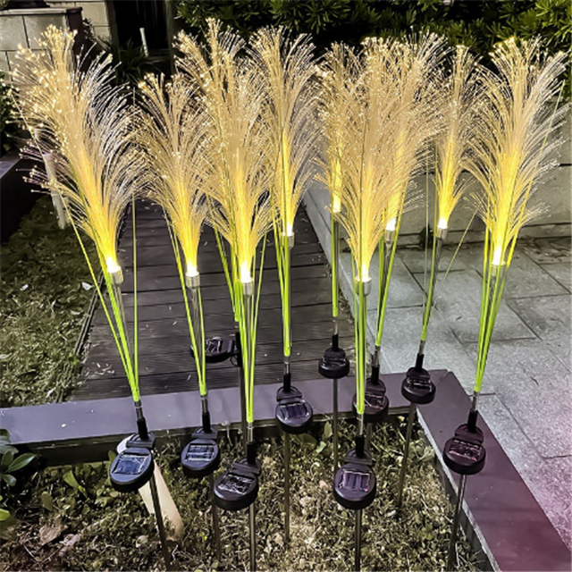 Solar Wicker Hage Lampe - Fargerik LED Hagebelysning med IP65 Vanntett Beskyttelse | Skanto