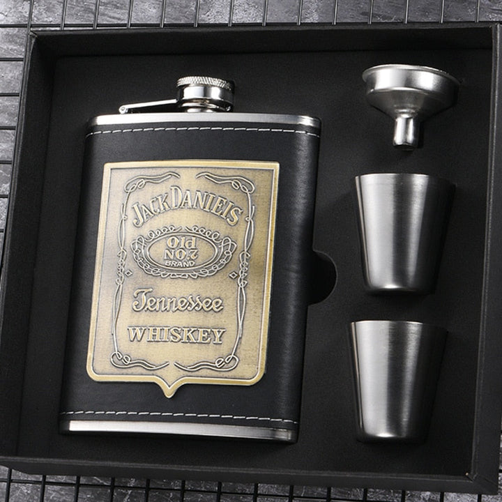Skanto | 8oz Whisky Flaske laget av Rustfritt Stål Alkohol Trakt Hofteflaske Brodert Gull Silke Stoff Emballasje Gaveeske Sett